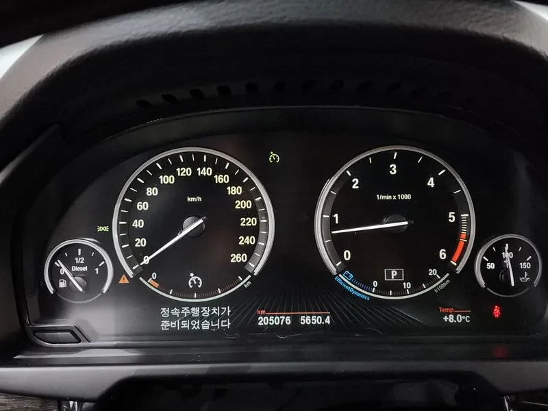 BMW X5 xDrive 30D - изображение 8