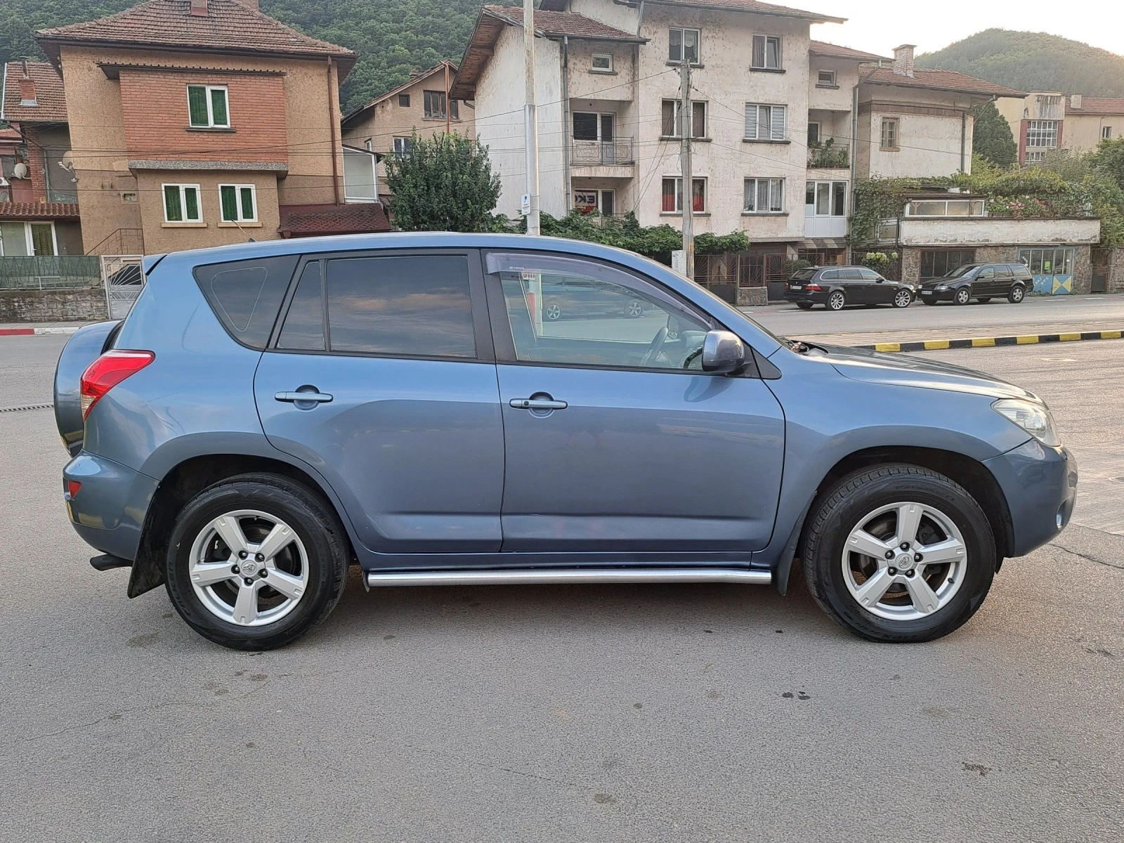 Toyota Rav4 2.2 D4D  Печка* Климатроник* 4х4 - изображение 6