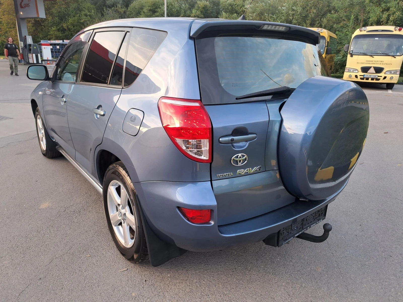 Toyota Rav4 2.2 D4D  Печка* Климатроник* 4х4 - изображение 8