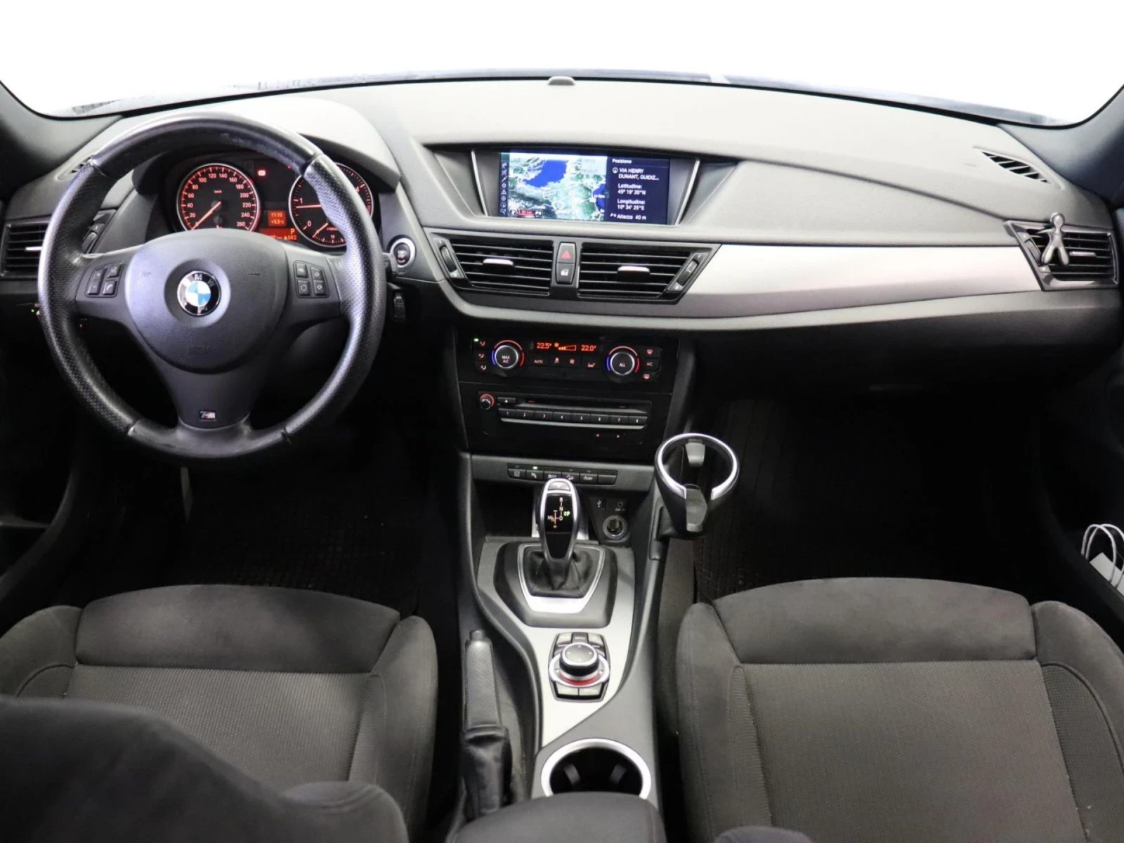 BMW X1 2.0D - изображение 9