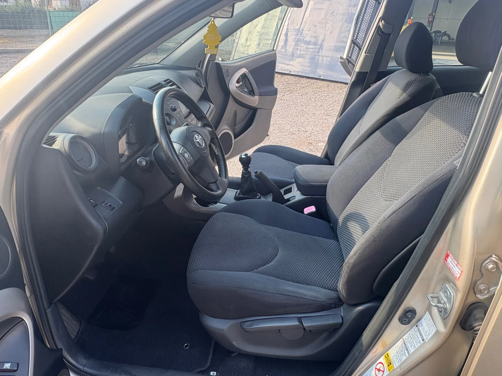 Toyota Rav4  - изображение 9
