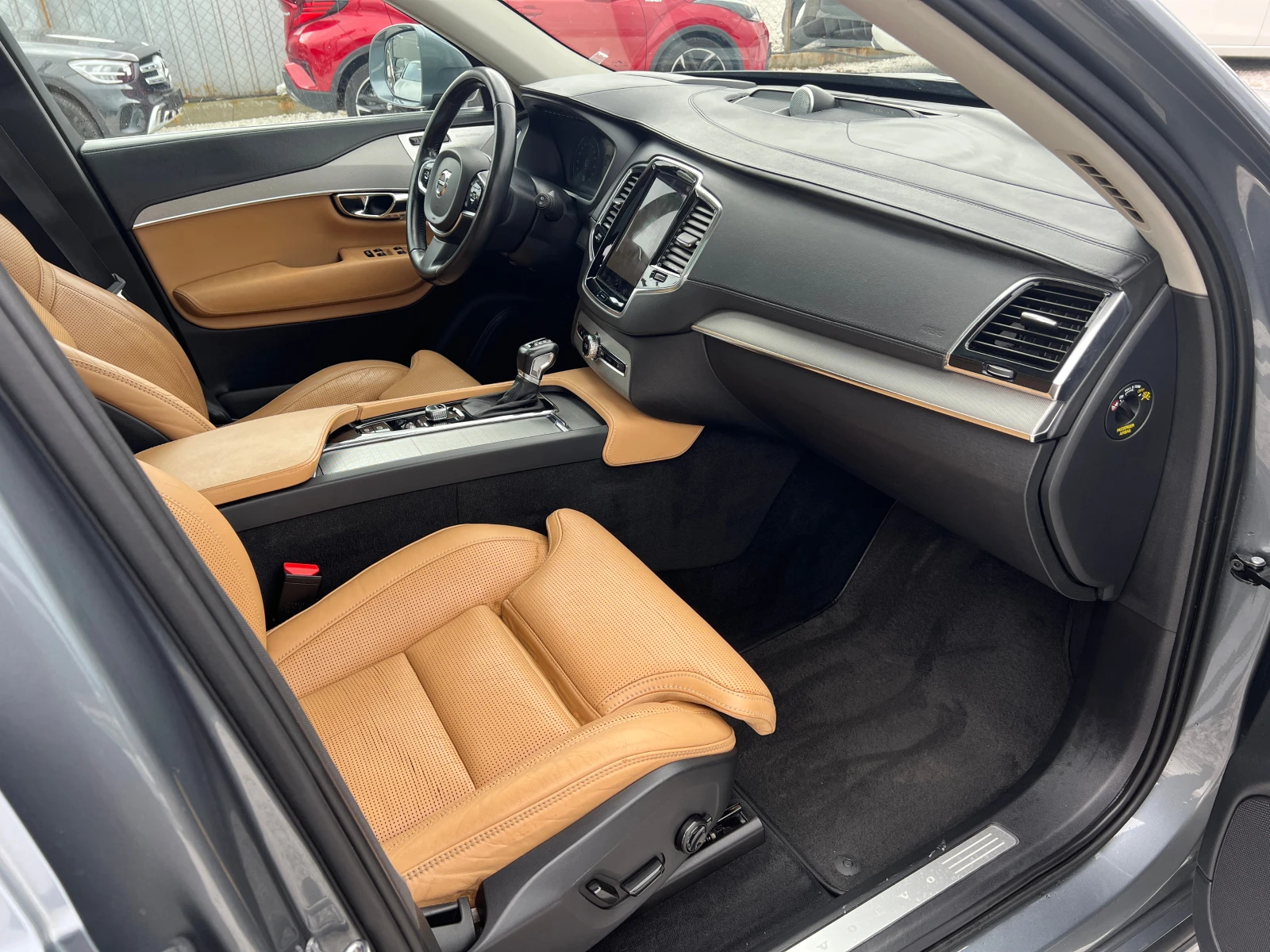 Volvo Xc90 D5 AWD / INSCRIPTION / BOWERS & WILKINS 6+ 1 ЛИЗИН - изображение 10