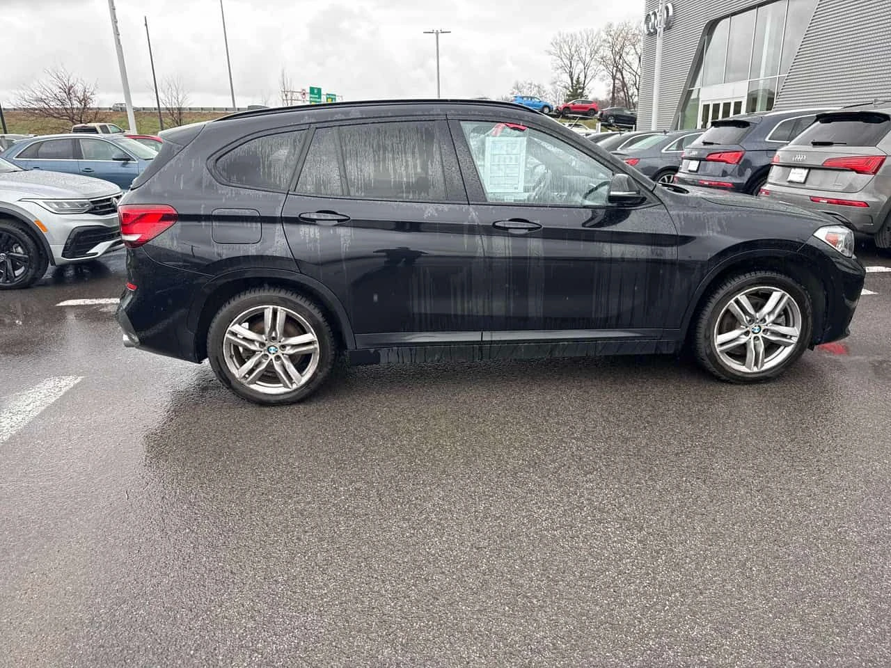 BMW X1 * xDrive28i * ПОДГРЕВИ * ПАМЕТ * CARPLAY, снимка 12 - Автомобили и джипове - 54529000