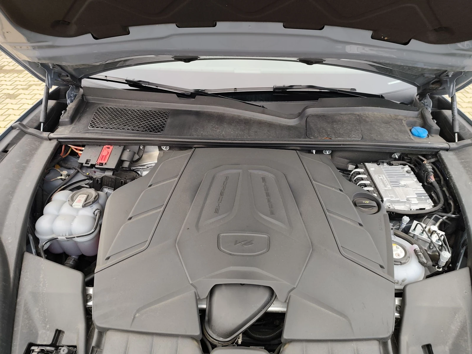 Porsche Cayenne, снимка 17 - Автомобили и джипове - 54849105