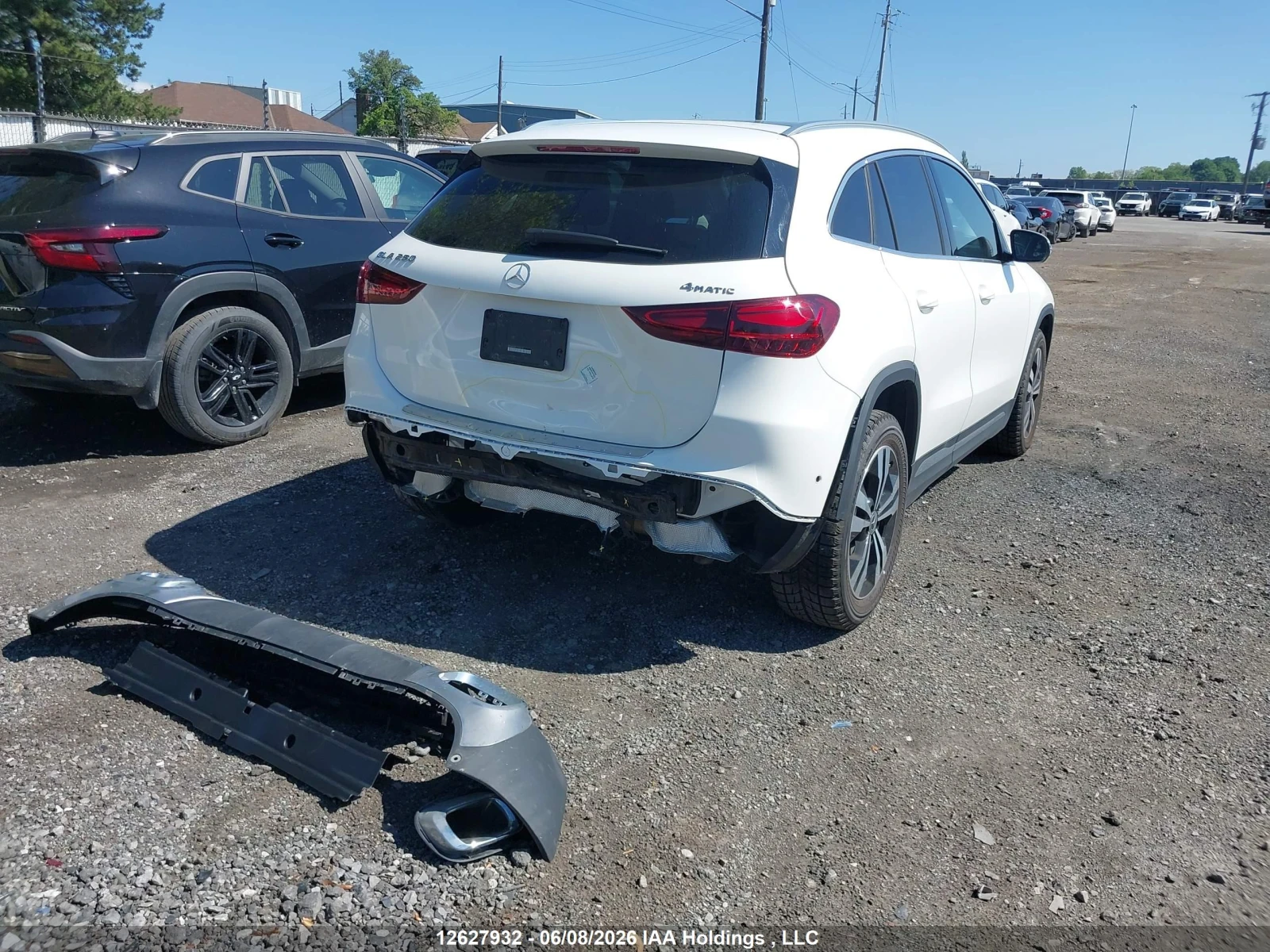 Mercedes-Benz GLA 250 4MATIC, снимка 4 - Автомобили и джипове - 54916318