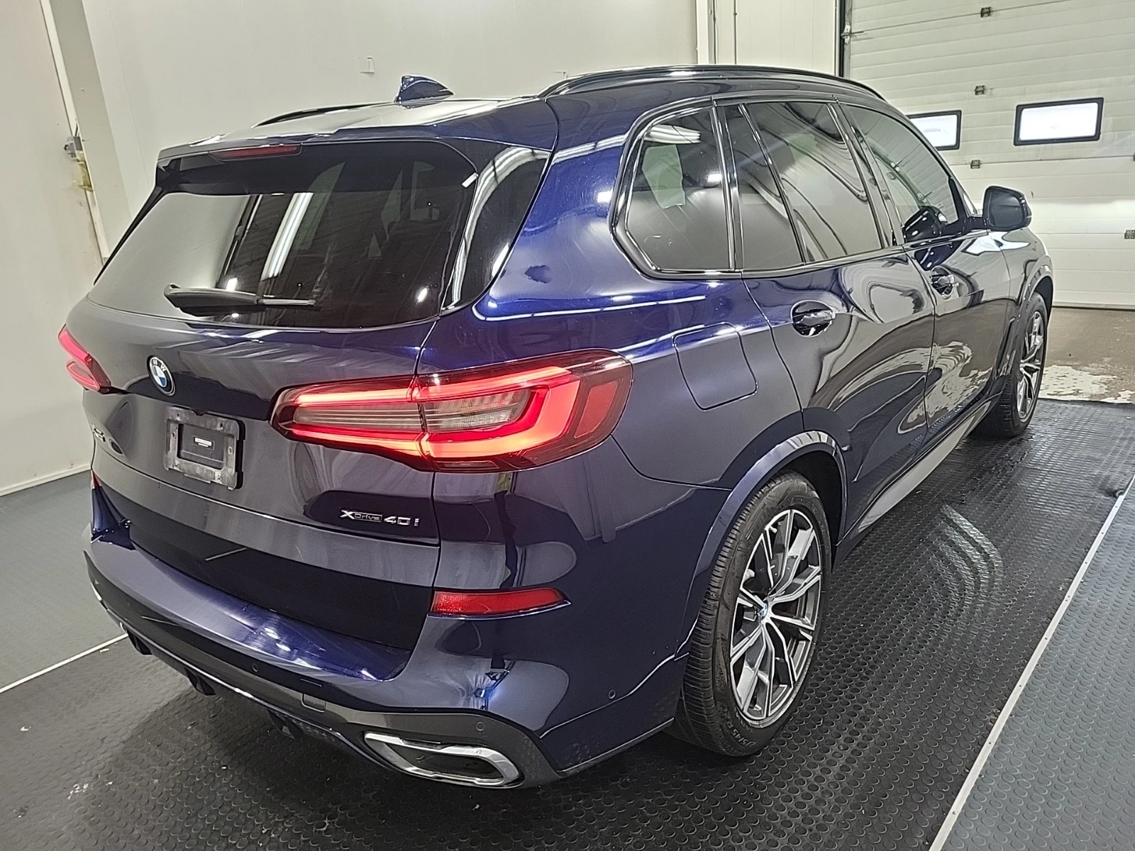 BMW X5 * XDRIVE40I * ХЕД-ЪП * 360 КАМЕРА * 2 КЛЮЧА * , снимка 4 - Автомобили и джипове - 54973204