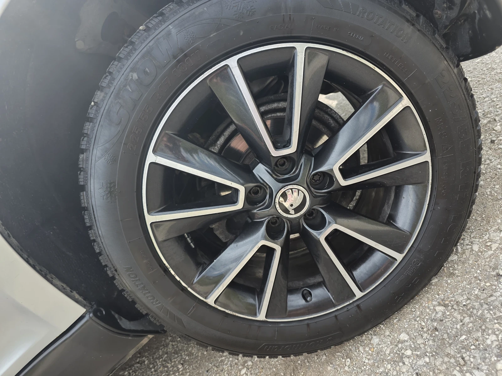 Skoda Yeti, снимка 9 - Автомобили и джипове - 54988874