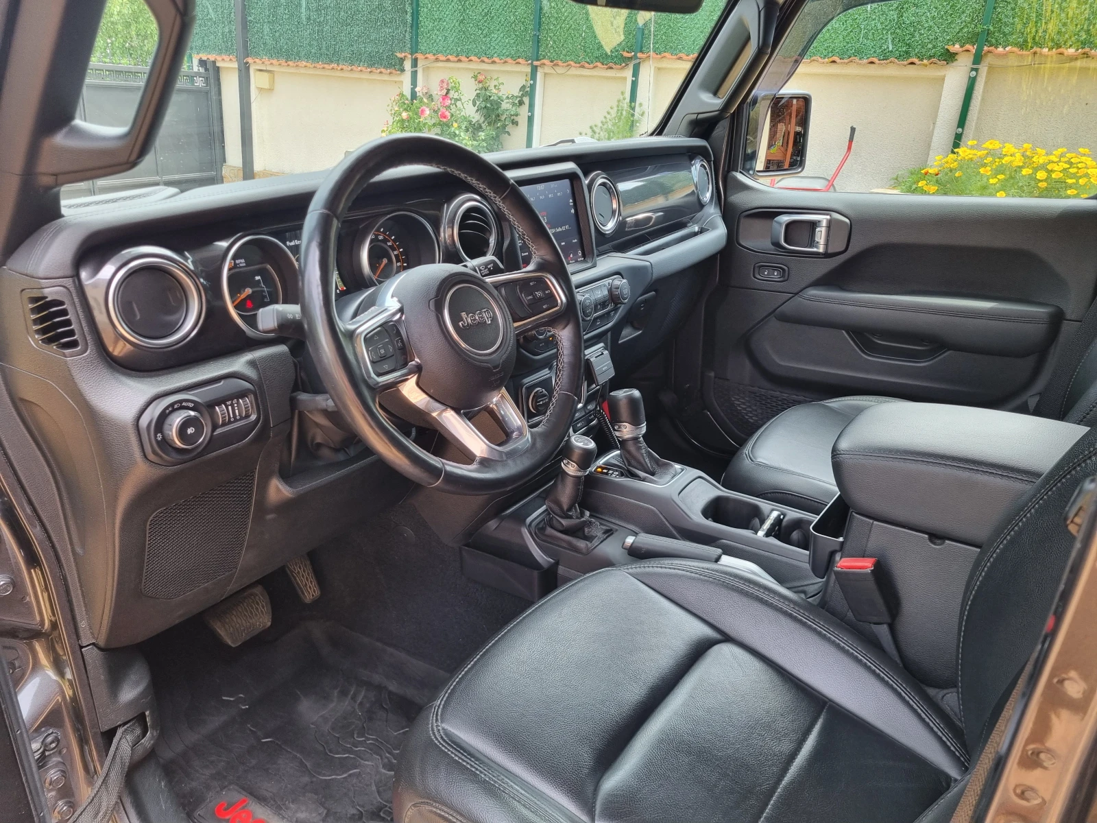Jeep Wrangler Unlimited Sahara Altitute, снимка 8 - Автомобили и джипове - 55150827