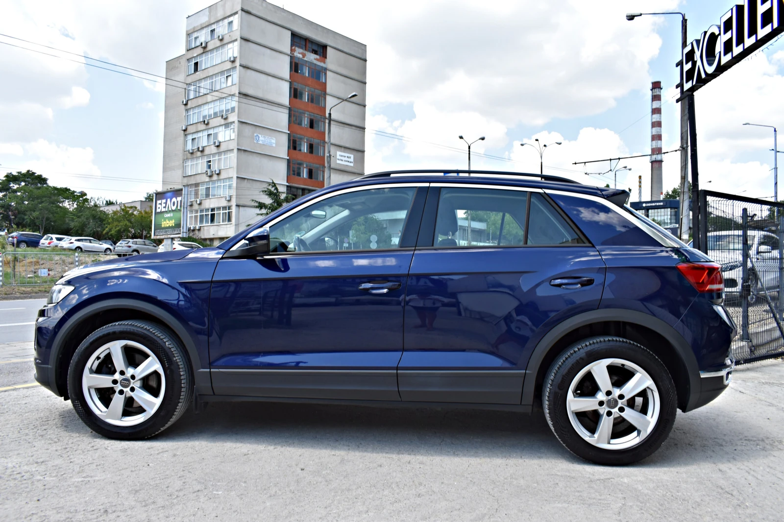 VW T-Roc 2.0TDI* LED* , снимка 3 - Автомобили и джипове - 55313314