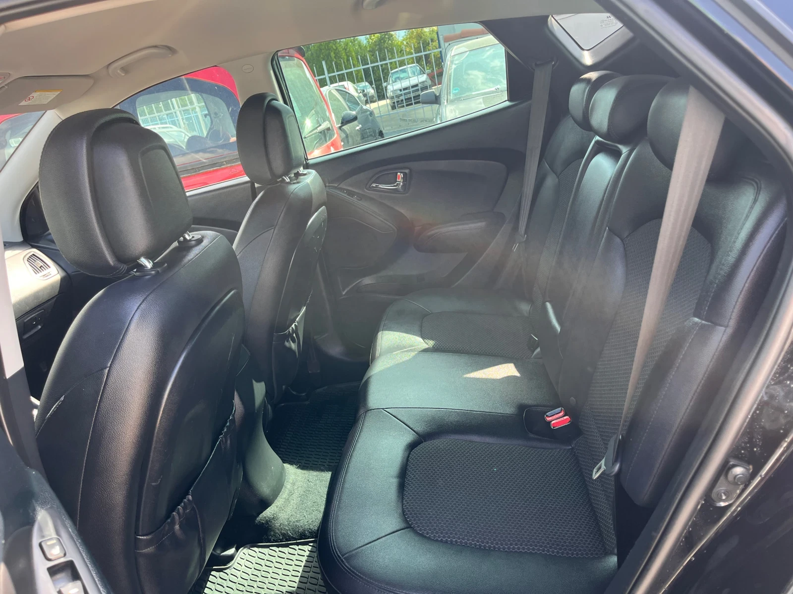 Hyundai IX35 4x4, снимка 8 - Автомобили и джипове - 55837254