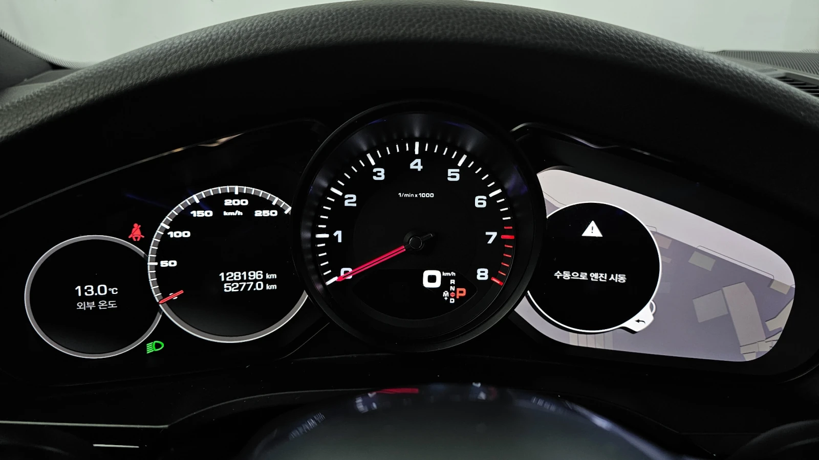 Porsche Cayenne ЕЛ. БАГАЖНИК* ПОДГРЕВ ВОЛАН* ЛЮК* КРАЙНА ЦЕНА, снимка 8 - Автомобили и джипове - 56186988