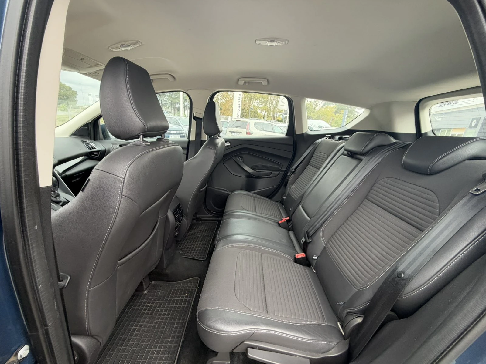 Ford Kuga EcoBoost, снимка 15 - Автомобили и джипове - 56481391