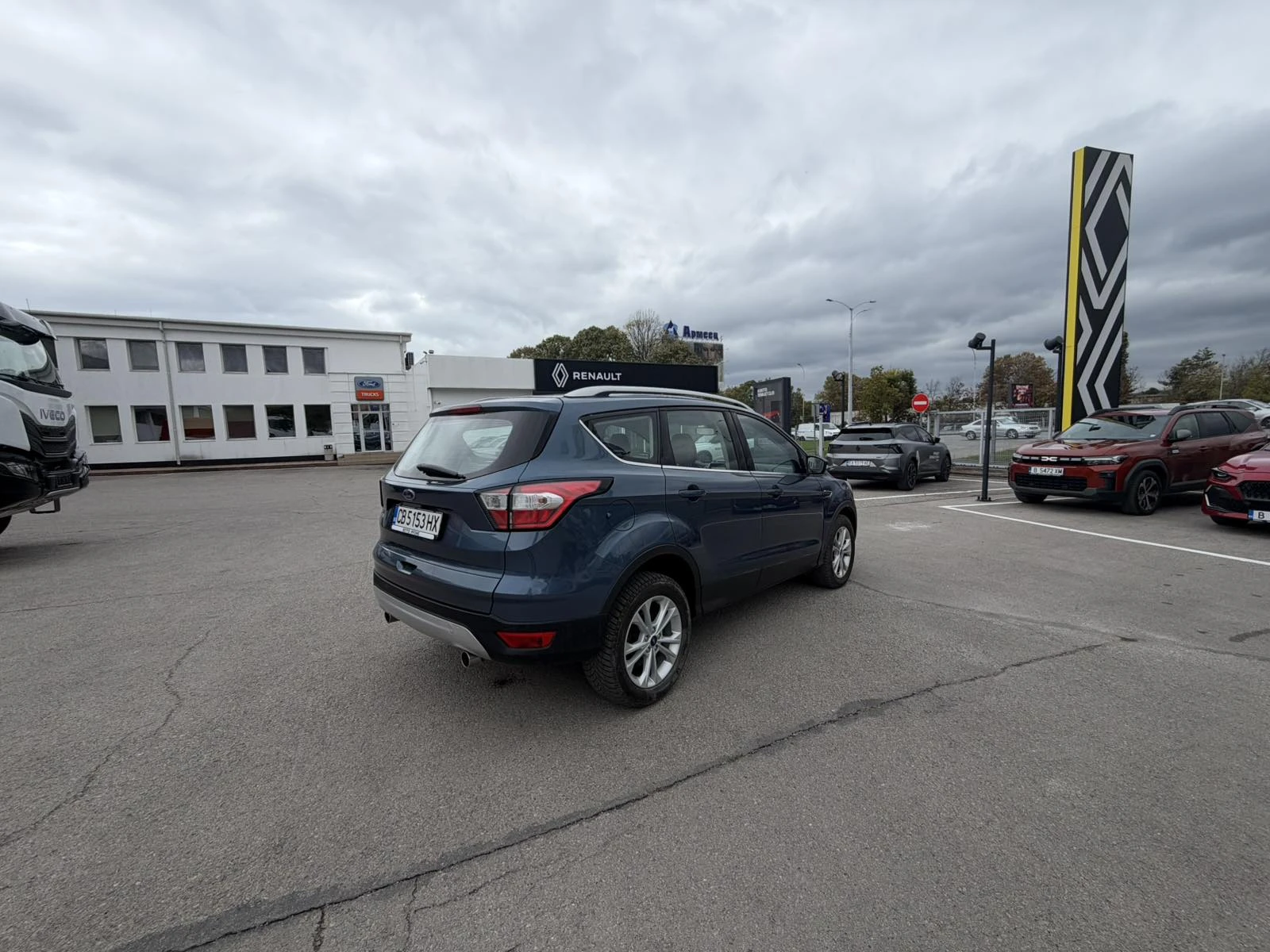 Ford Kuga EcoBoost, снимка 5 - Автомобили и джипове - 56481391
