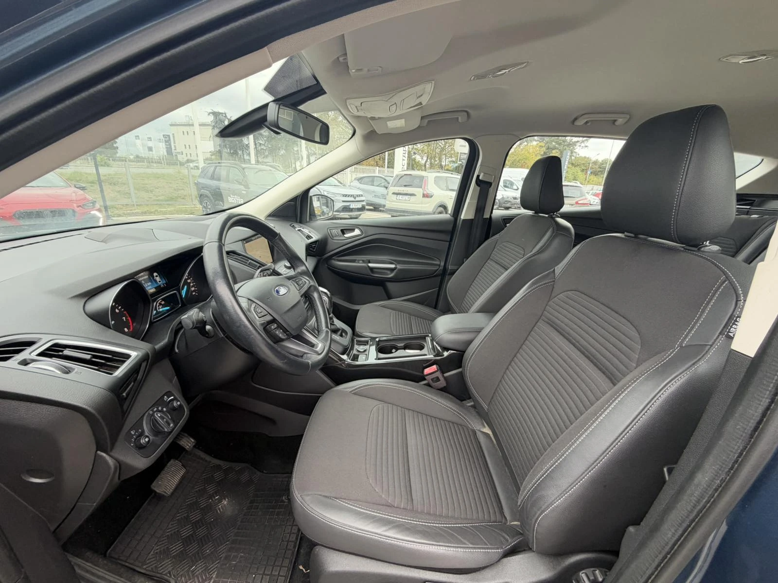 Ford Kuga EcoBoost, снимка 13 - Автомобили и джипове - 56481391