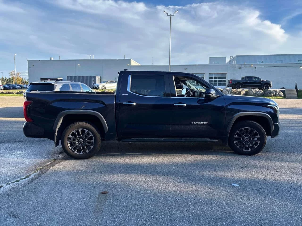 Toyota Tundra Limited  CARFAX | Mobile.bg � ����������� 3