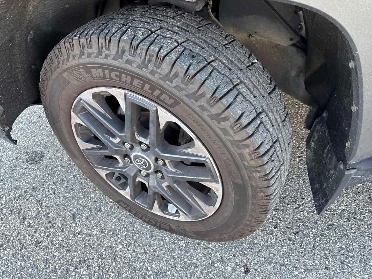 Toyota Tundra Limited  CARFAX | Mobile.bg � ����������� 7