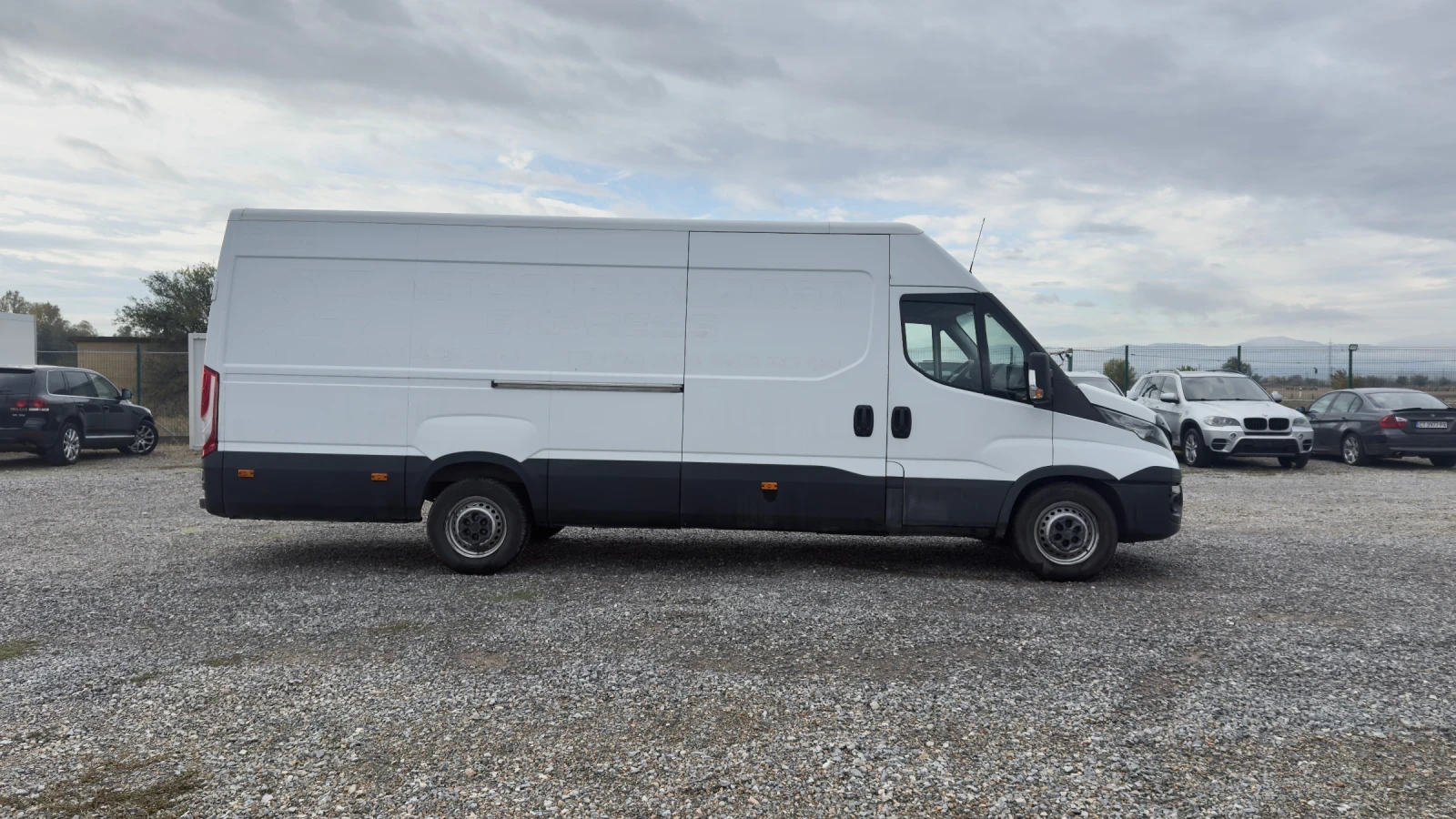 Iveco 35s13  / 3.0 дизел / Автоматик / Климатик - изображение 3