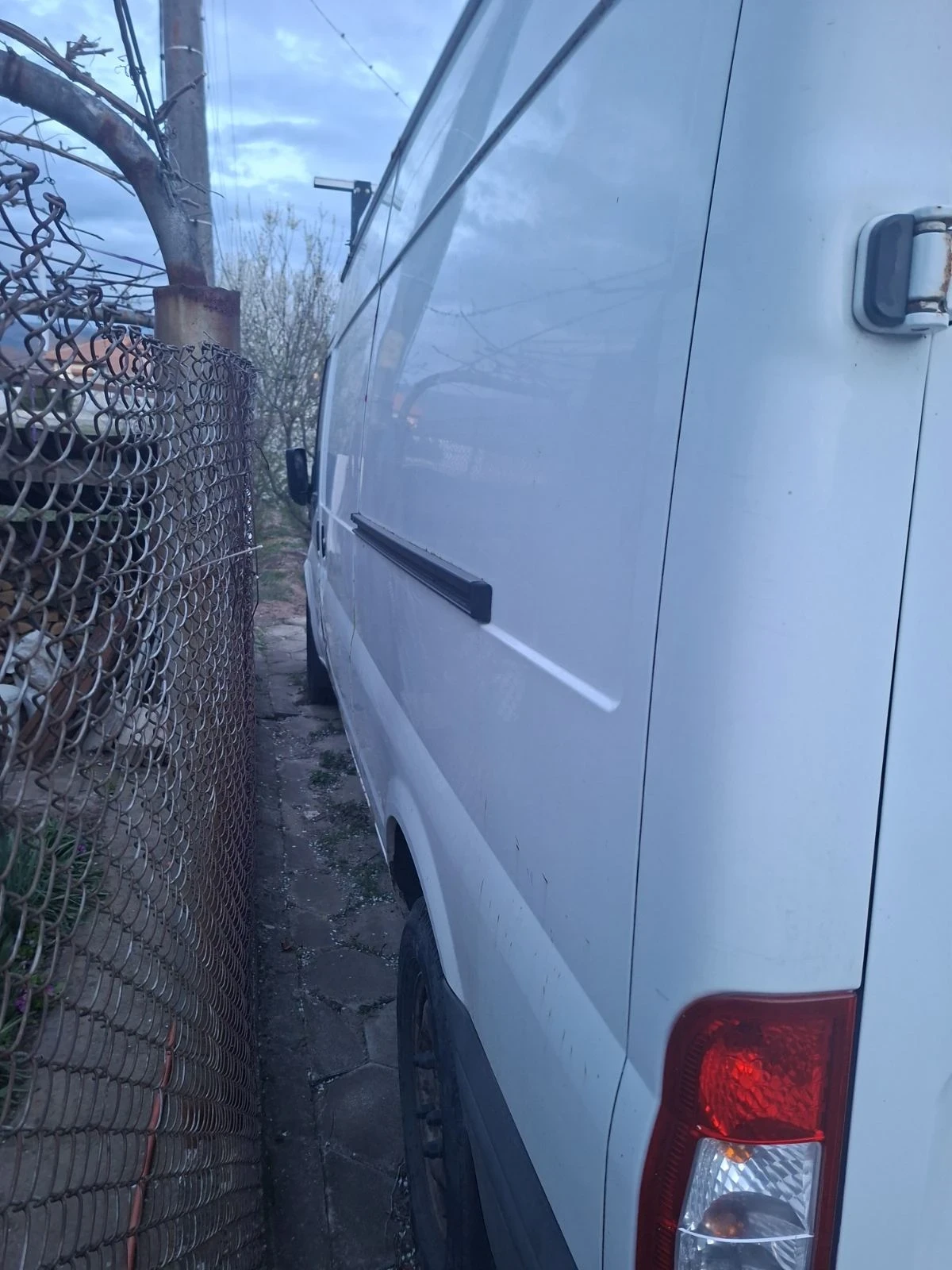 Ford Transit 2.2 TDI 125 T350, снимка 10 - Бусове и автобуси - 54037326