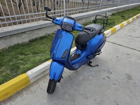 Vespa Sprint, снимка 1 - Мотоциклети и мототехника - 44984538