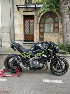  Kawasaki Z