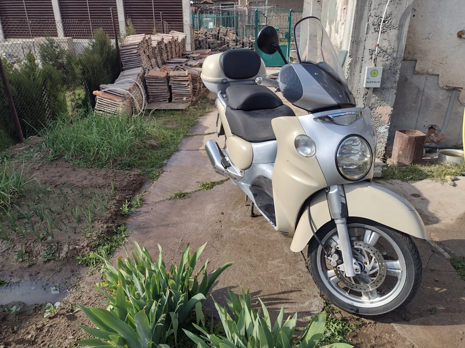 Aprilia Scarabeo 500 - изображение 5