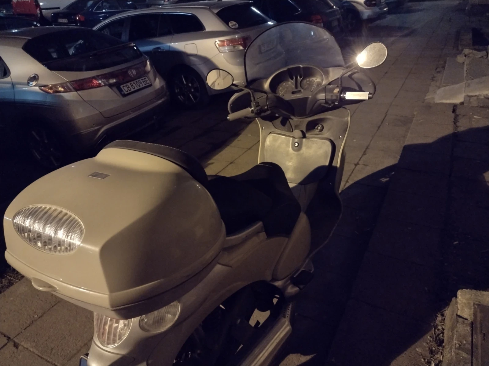 Aprilia Scarabeo 500 - изображение 2