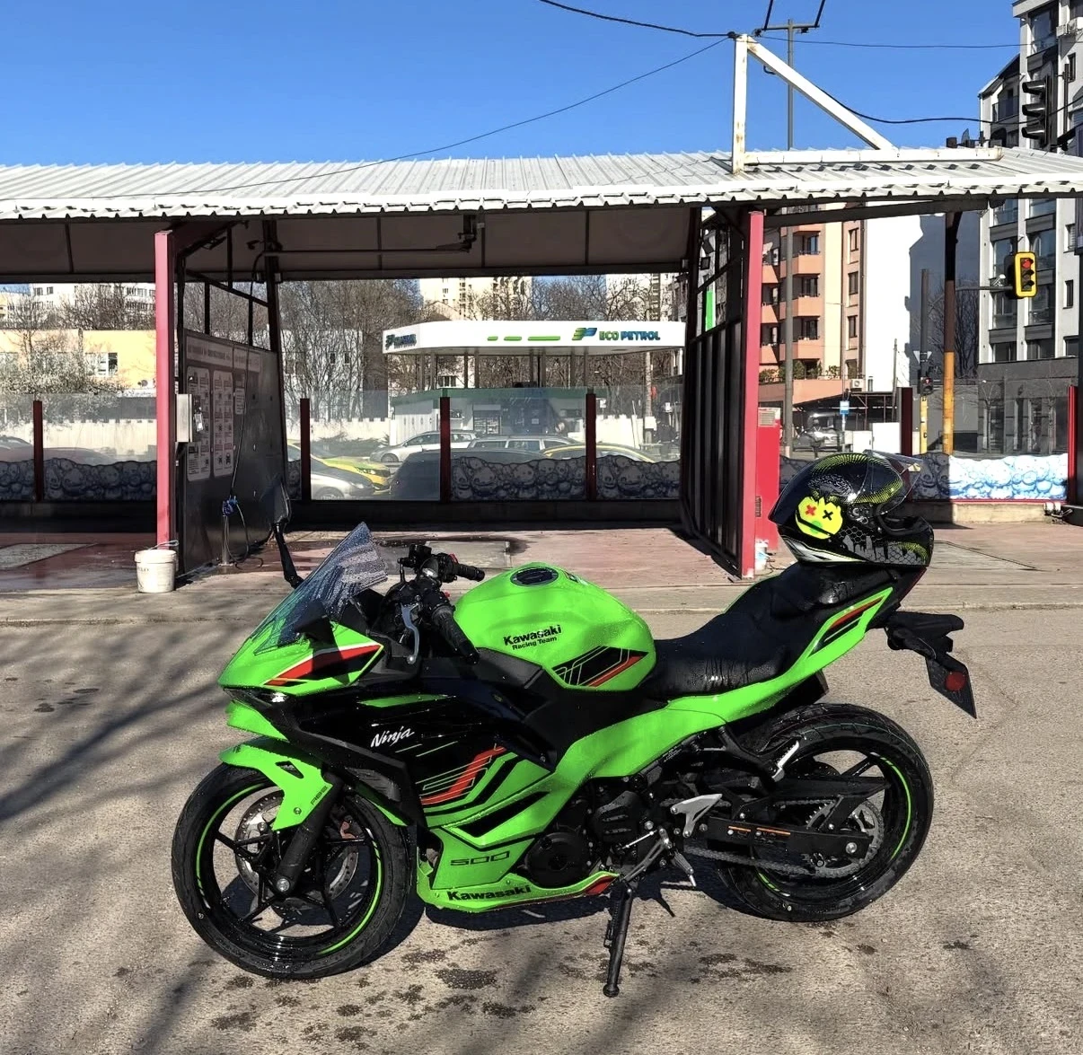 Kawasaki Ninja 500 SE
