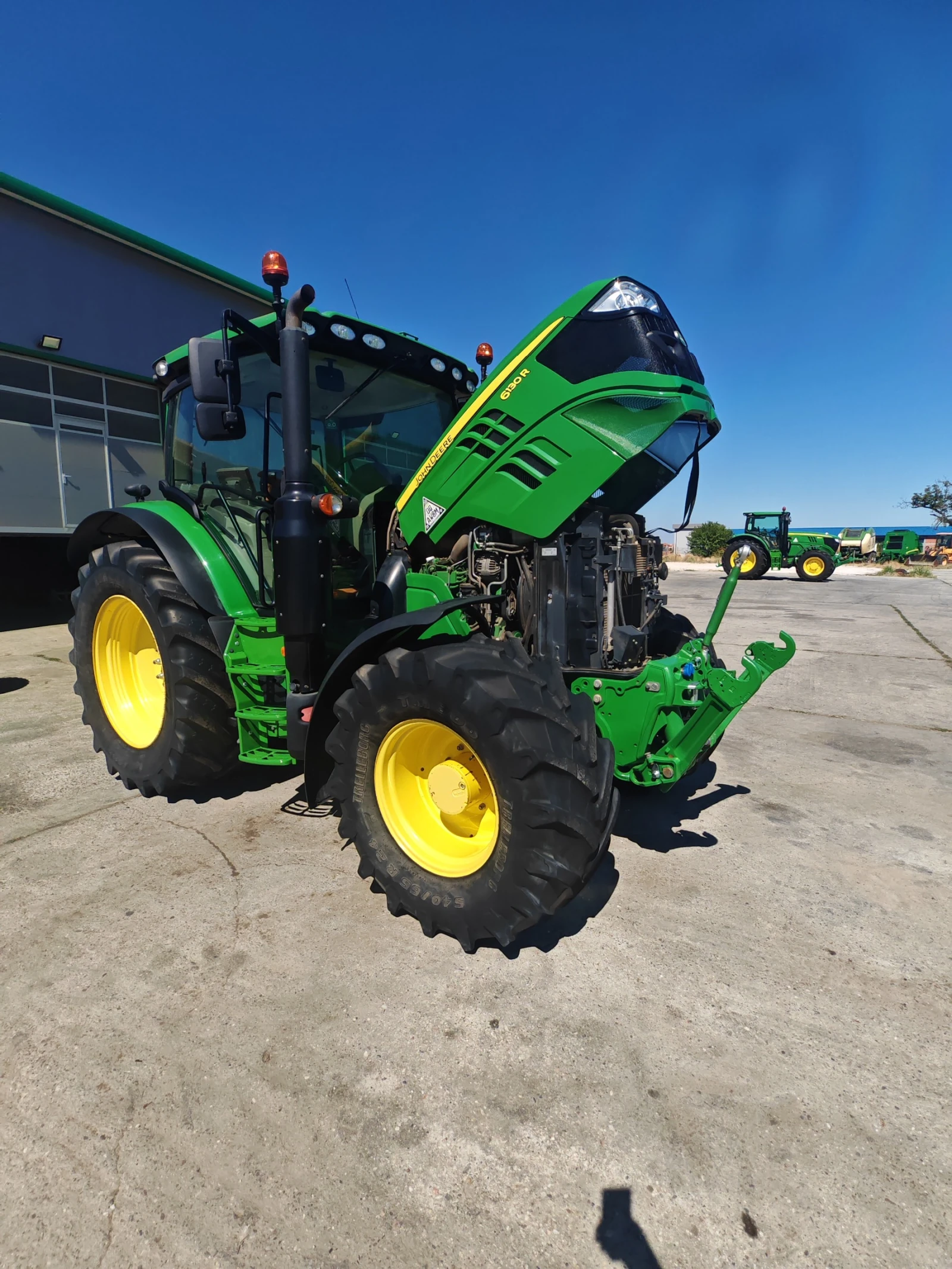 ������� John Deere 6130R ������ � ������������ ������ 20% | Mobile.bg � ����������� 12