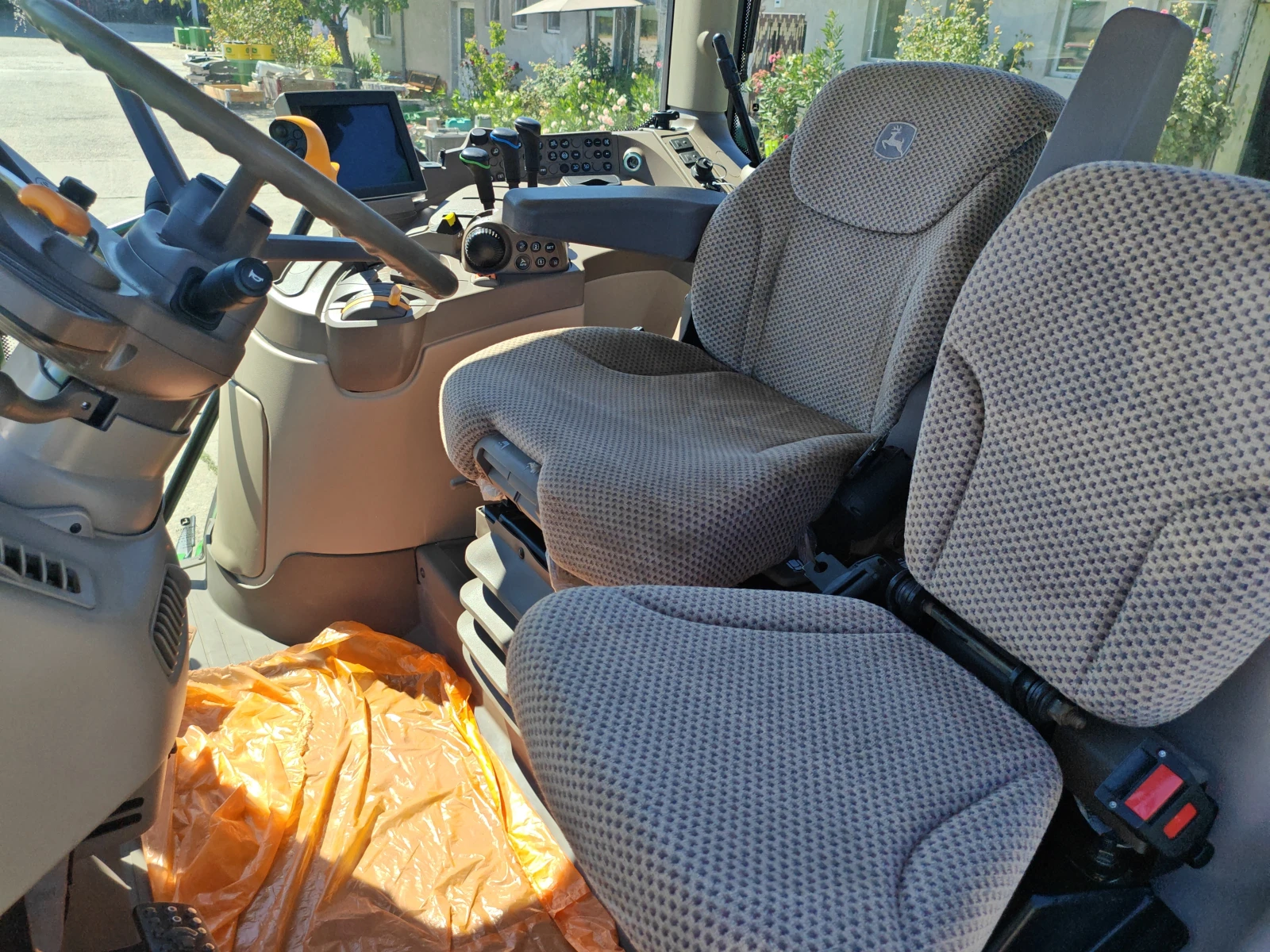 ������� John Deere 6130R ������ � ������������ ������ 20% | Mobile.bg � ����������� 10