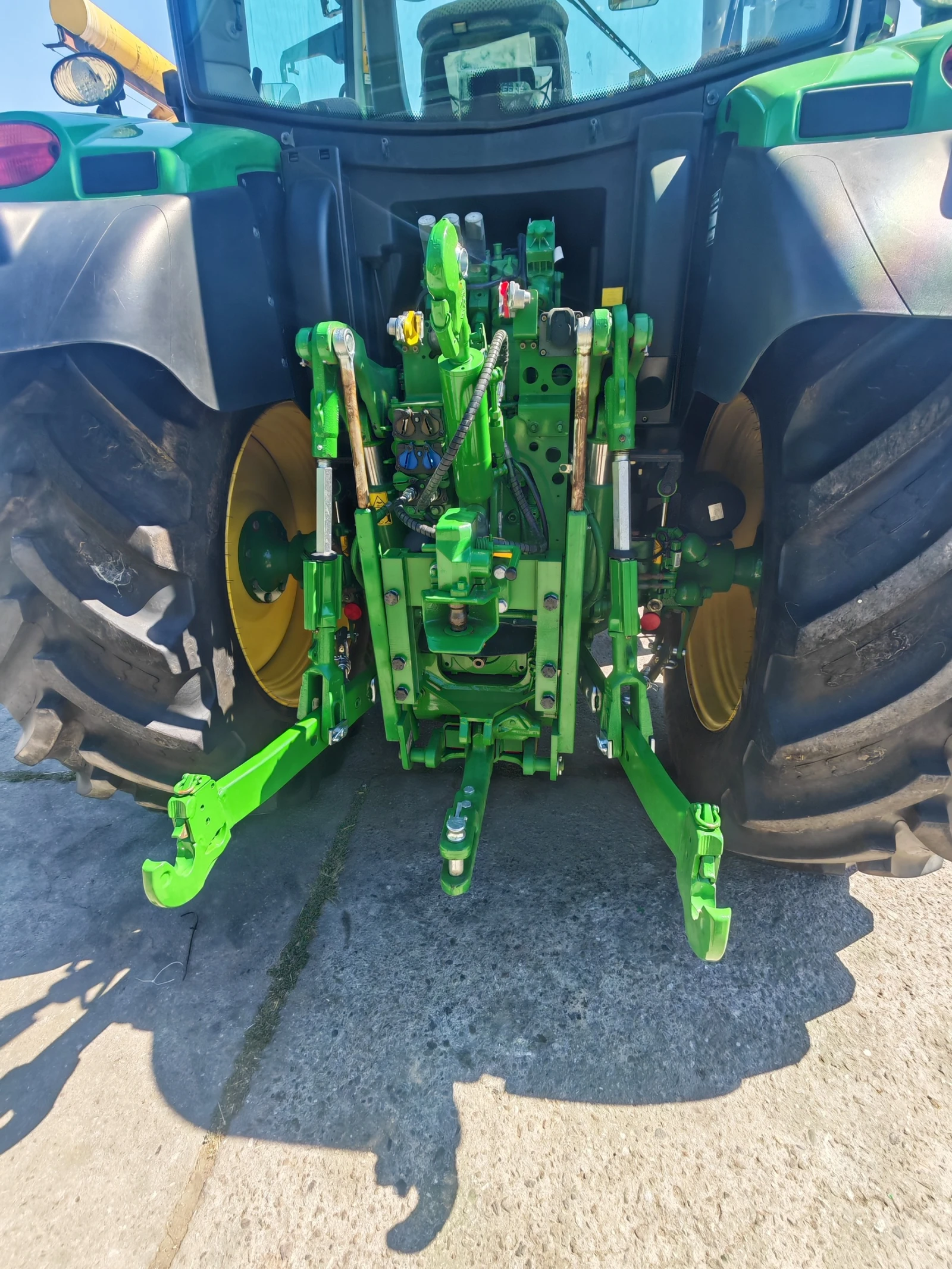 ������� John Deere 6130R ������ � ������������ ������ 20% | Mobile.bg � ����������� 6