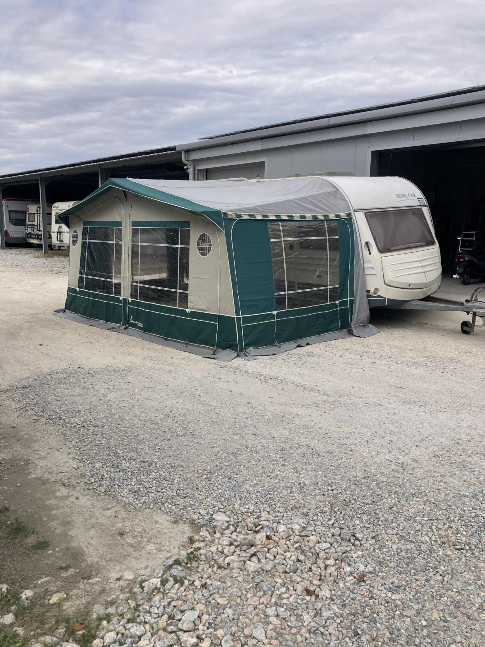 Каравана Chateau Home CAR 450  мувър/ форселт ОТЛИЧНА - изображение 4