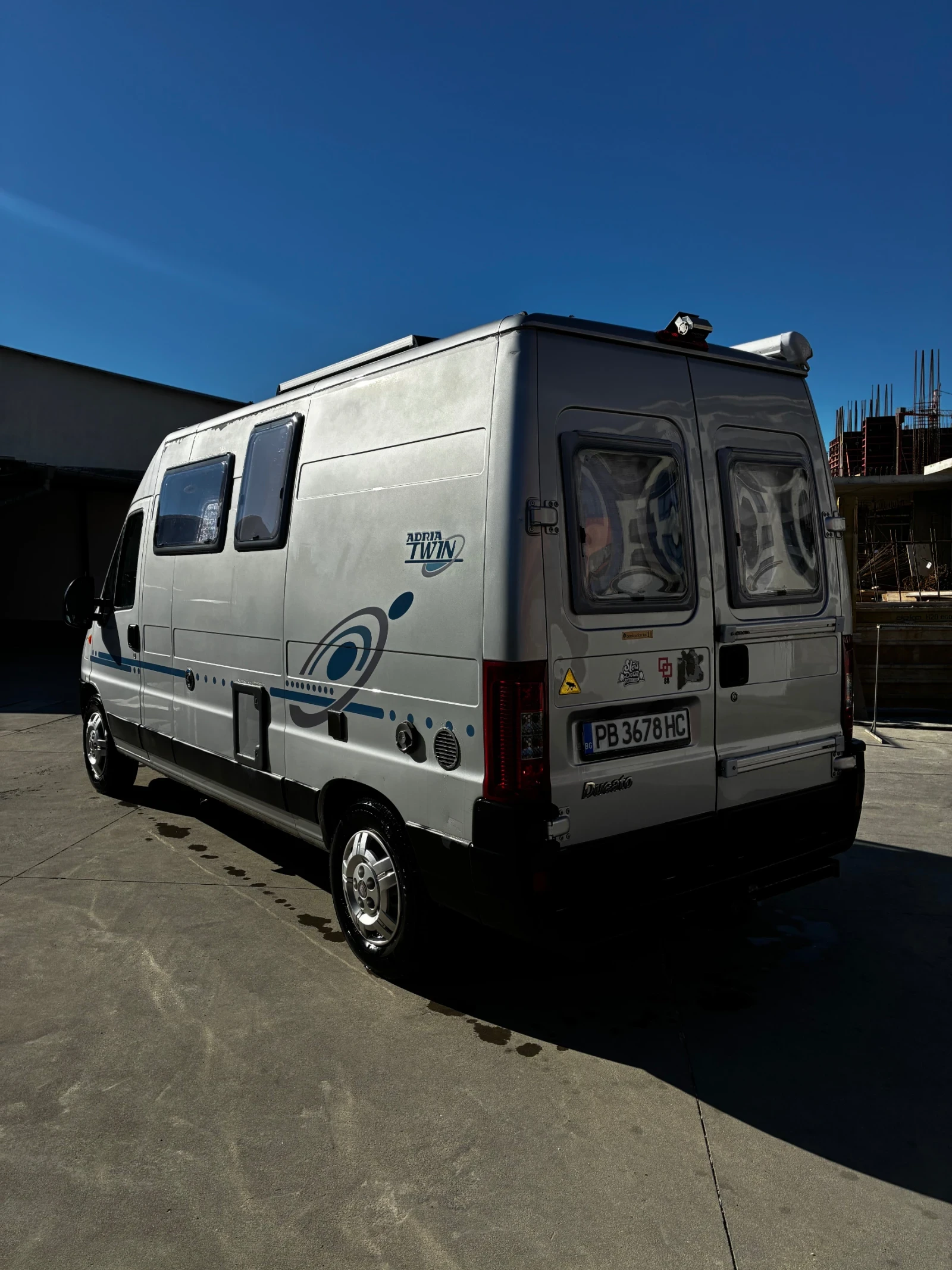 Кемпер Fiat Adria, снимка 5 - Каравани и кемпери - 56362827