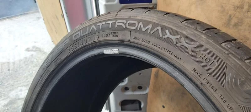 Гуми Летни 255/40R19, снимка 5 - Гуми и джанти - 35137114