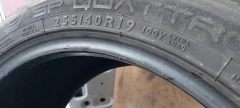 Гуми Летни 255/40R19, снимка 7 - Гуми и джанти - 35137114