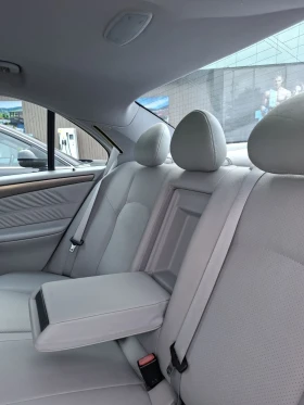 Mercedes-Benz C 180, снимка 9