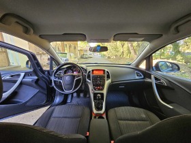 Opel Astra 1.4 Turbo, снимка 11 - Автомобили и джипове - 45416400