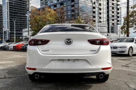 Mazda 3 * АВТО КРЕДИТ* ЦЕНА ДО БГ * Сервизна история *  - 40999 лв. / 20962.46 € - 71214444 4