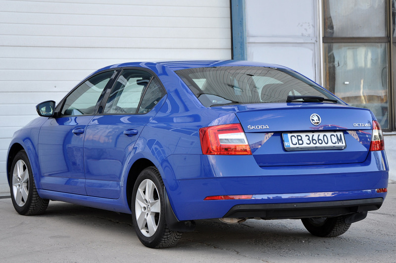 Skoda Octavia 1.5 TSI (150 кс), снимка 5 - Автомобили и джипове - 46098686