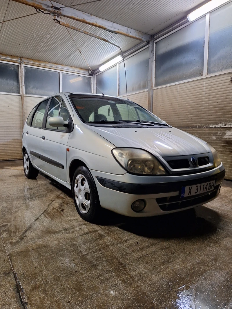 Renault Scenic, снимка 3 - Автомобили и джипове - 47193302