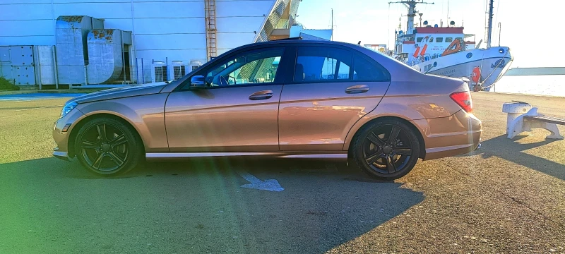 Mercedes-Benz C 300, снимка 6 - Автомобили и джипове - 47270083