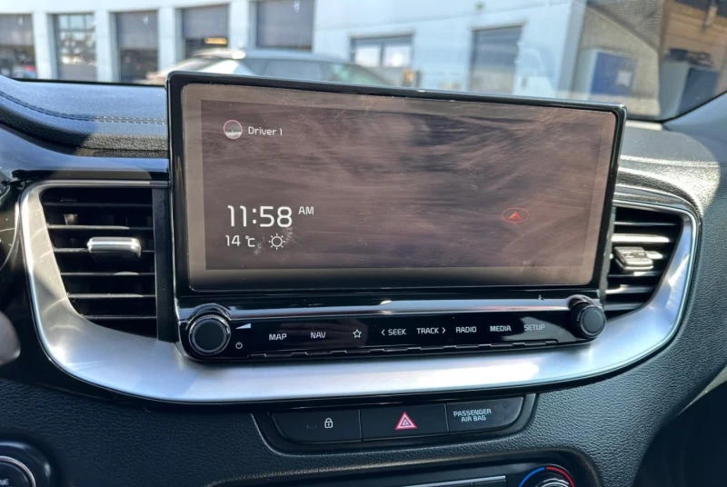 Kia XCeed PHEV/140HP/PLATINUM-EDITION/PANO/MEMO/DIGITAL/559f, снимка 14 - Автомобили и джипове - 51332461