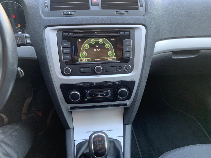 Skoda Octavia, снимка 8 - Автомобили и джипове - 51464959