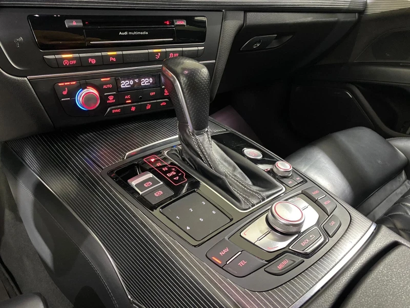 Audi A7 Sportback, снимка 10 - Автомобили и джипове - 51879392