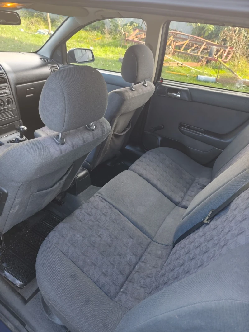 Opel Astra 1.6 16V, снимка 12 - Автомобили и джипове - 52213564