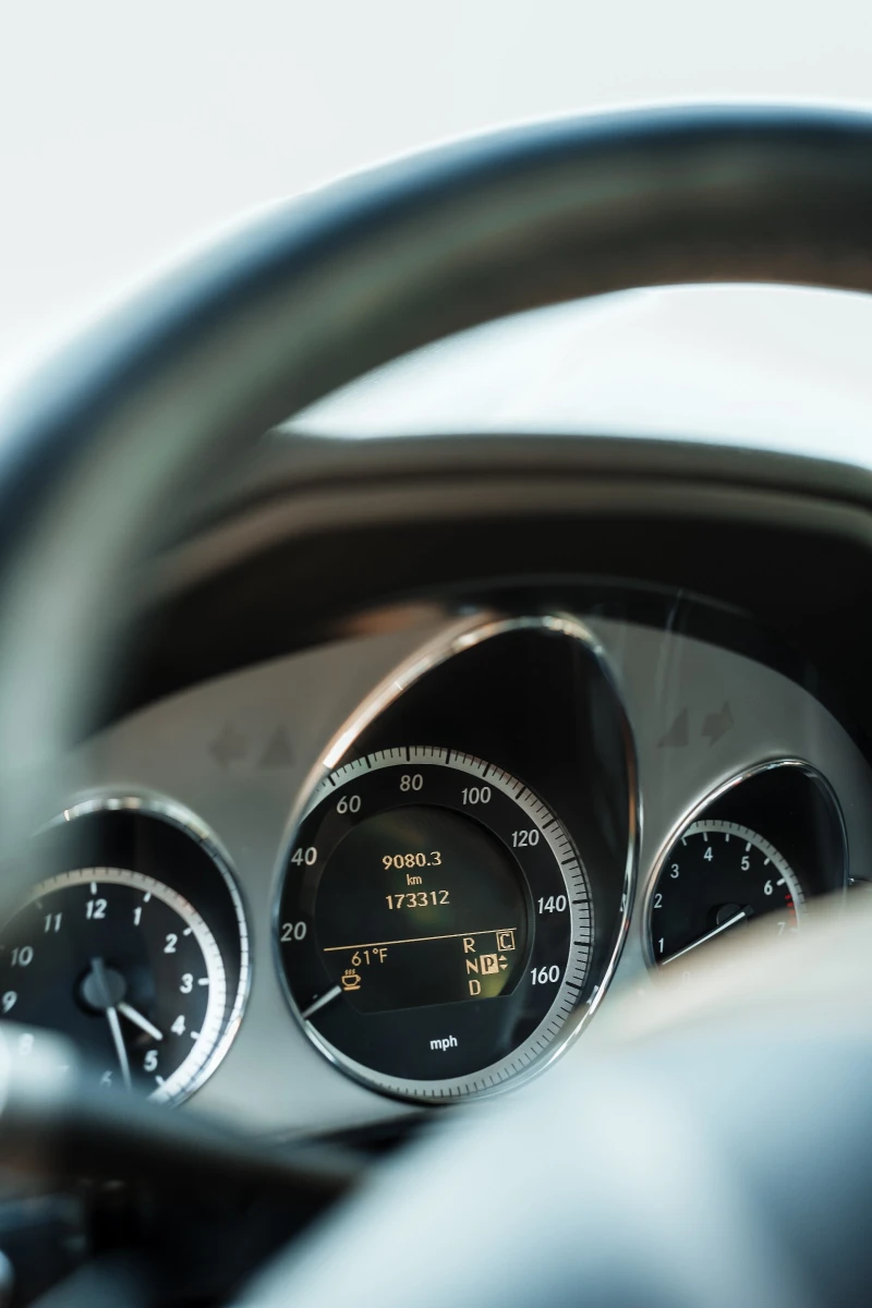 Mercedes-Benz E 500 550 LUXURY 4MATIC, снимка 6 - Автомобили и джипове - 52719472