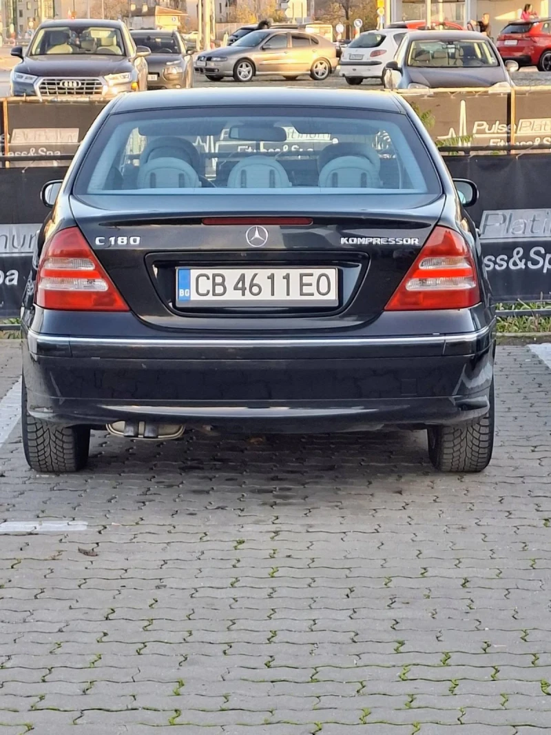 Mercedes-Benz C 180, снимка 6 - Автомобили и джипове - 53249025