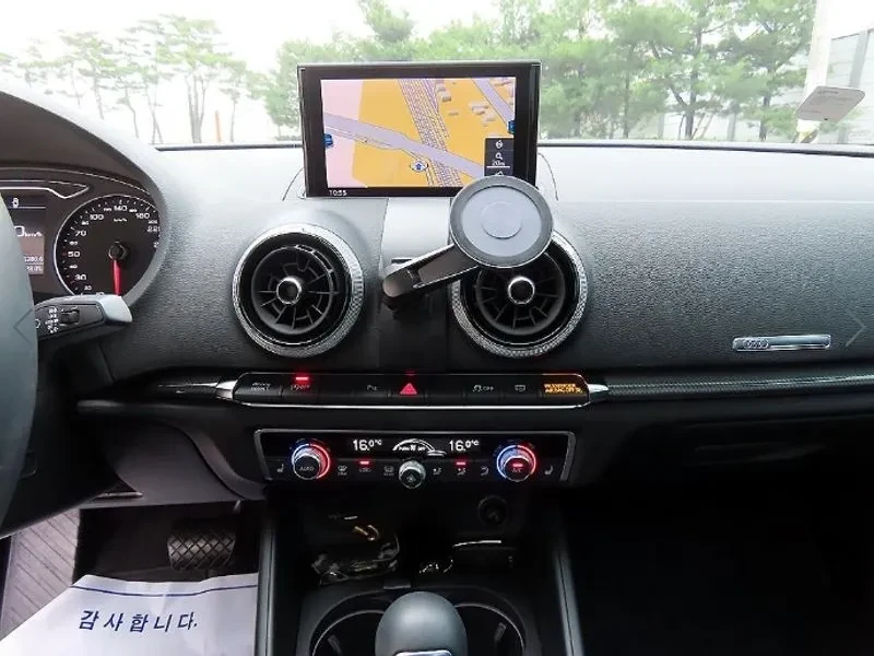 Audi A3 A3 40 Tfsi 8V, снимка 13 - Автомобили и джипове - 54989472