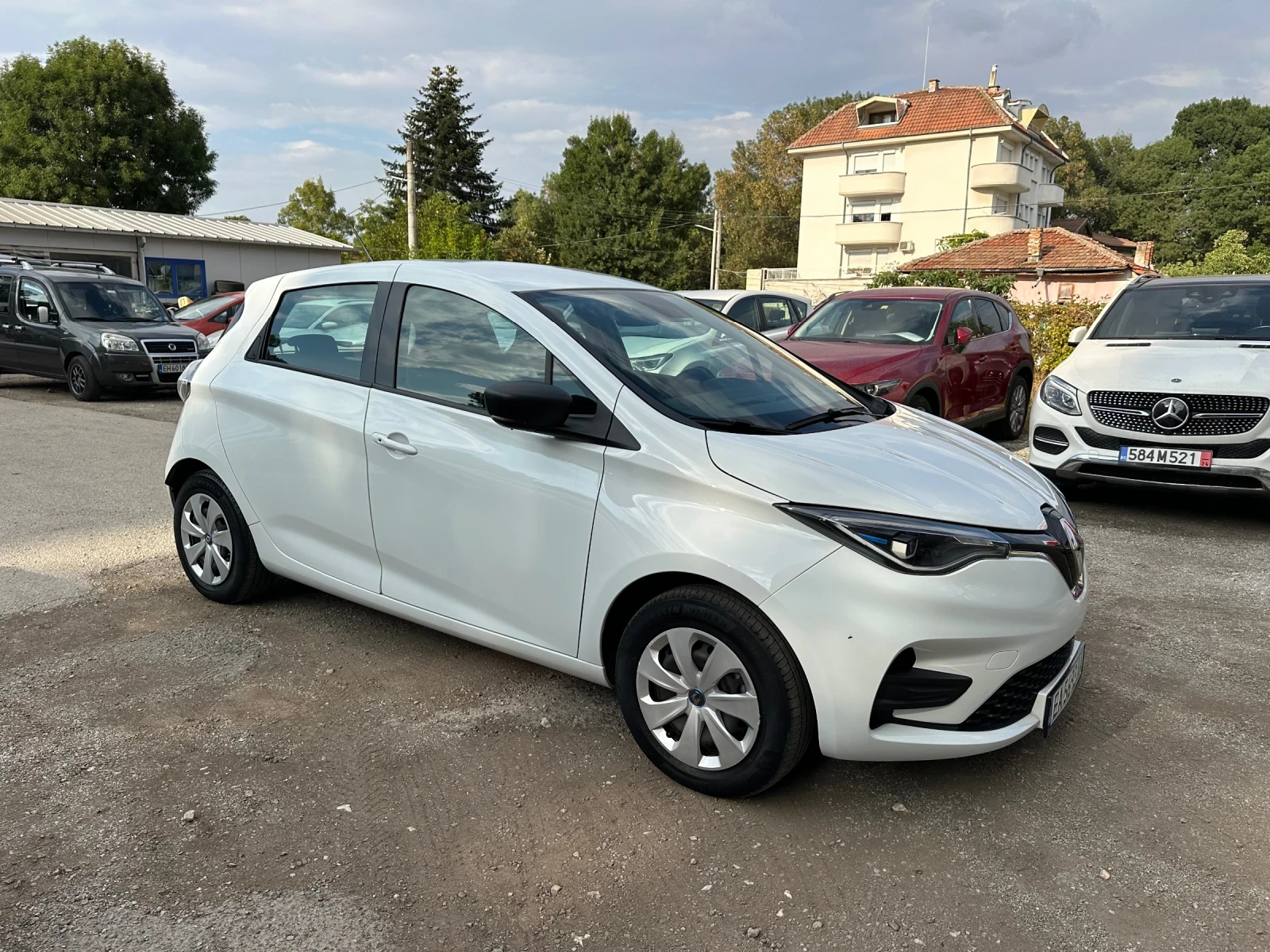 Renault Zoe LIFE 40 R 110 - изображение 8