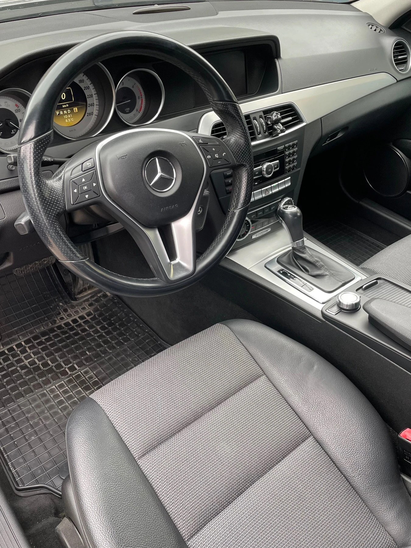 Mercedes-Benz C 180 CDI BlueEFFICIENCY Avantgarde Facelift - изображение 2