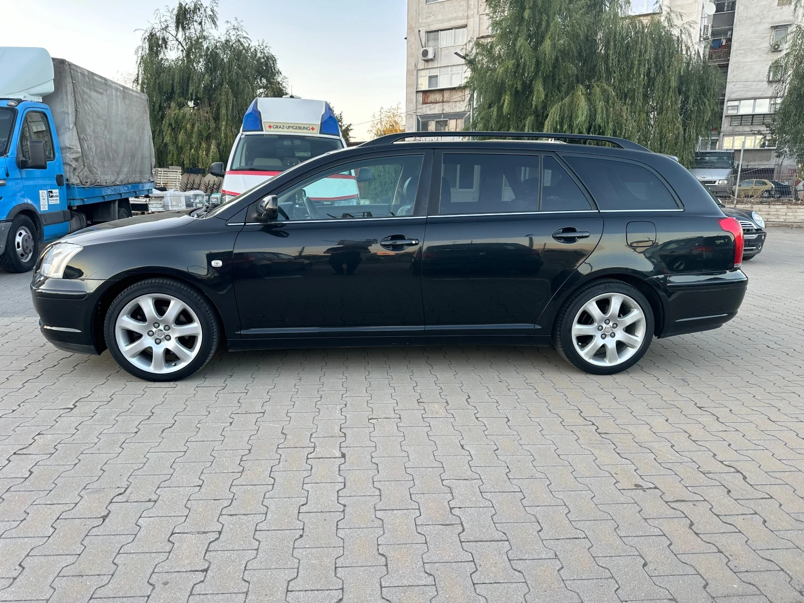 Toyota Avensis 2.0 - изображение 7